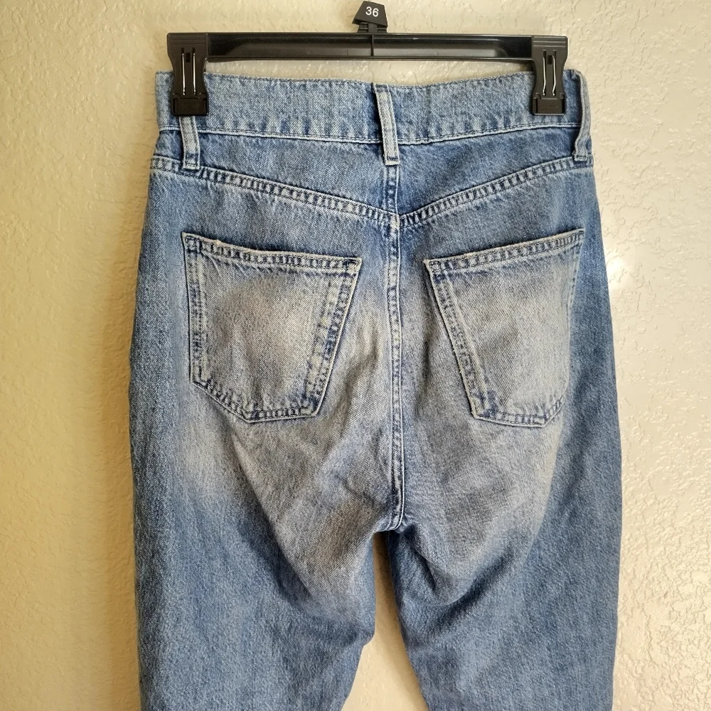 Triarchy distressed Mid Wash Straight jeans Sz 25